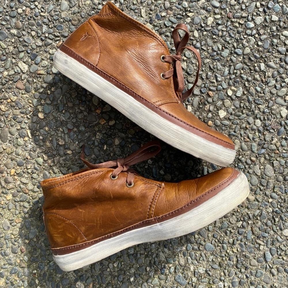 Frye Gavin chukka size 9 womens